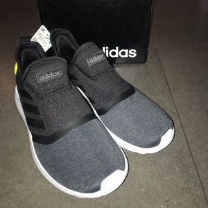 🚨1HR FLASH SALE🚨Adidas lite racer slipon